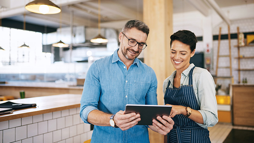 Running a coffee shop using a smart management system